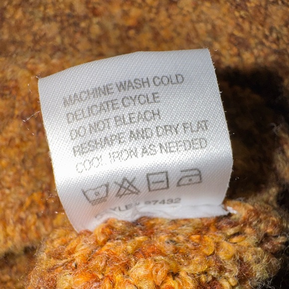 One girl Who Cozy rusty hooded Button-Up 3-4 sleeve Sweater Size S (no tag) VGUC - Picture 5 of 8